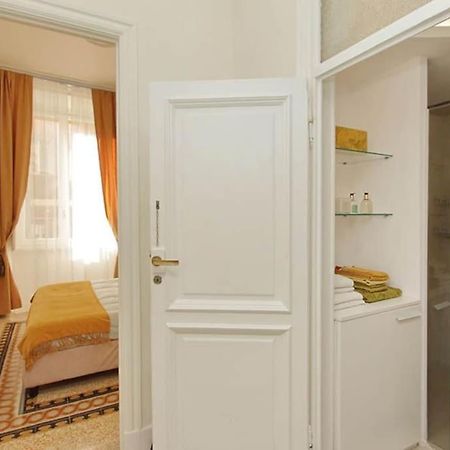 Elegant Apartment In The Heart Of Rome-Navona Area מראה חיצוני תמונה